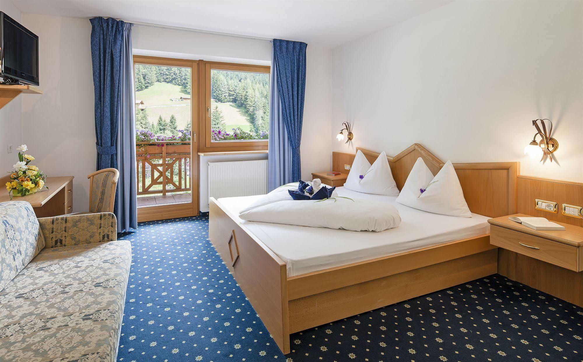 Hotel Bergkristall Brennero Kültér fotó